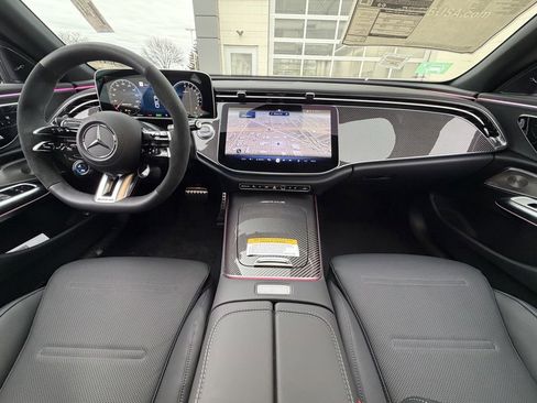 New 2026 Mercedes-Benz E 53 AMG e 4MATIC Sedan image 24
