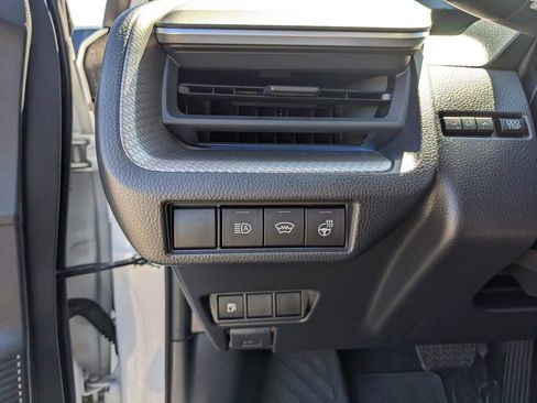 Used 2023 Toyota Prius XLE image 25