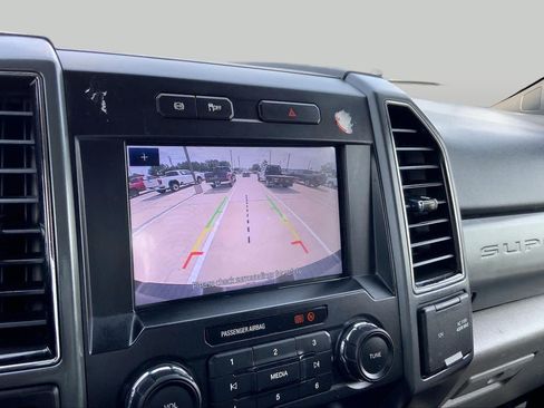 Used 2022 Ford F250 XLT AWD/4WD image 28