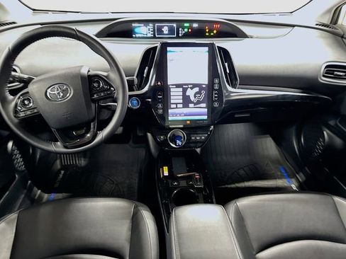 Used 2020 Toyota Prius Prime Limited image 23