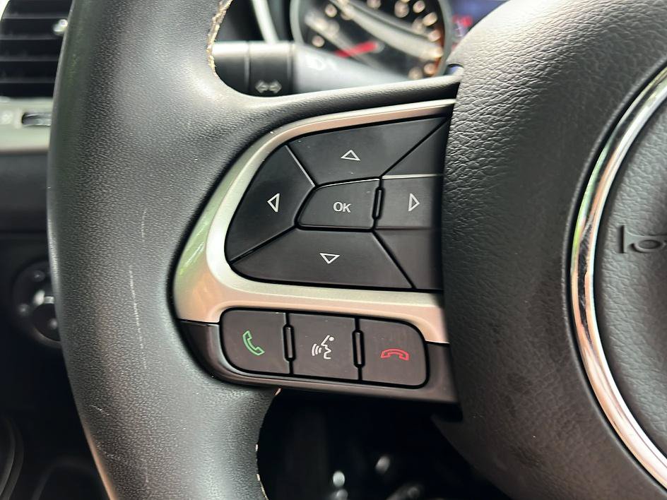 Used 2021 Jeep Compass Latitude w/ Sun and Sound Group FWD image 35
