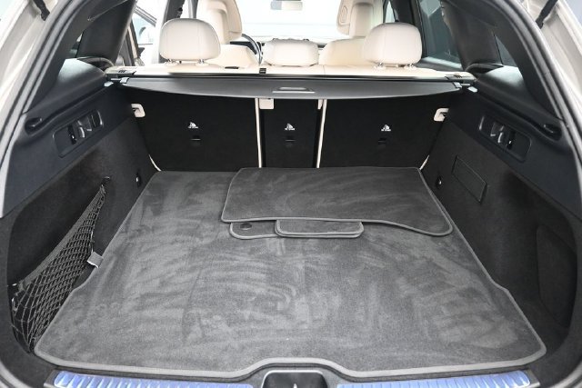 Used 2023 Mercedes-Benz GLC 300 4MATIC image 19