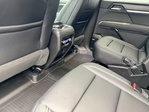 New 2026 GMC Acadia Elevation w/ Black Edition AWD/4WD image 32