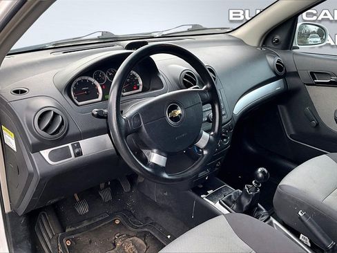 Used 2010 Chevrolet Aveo5 LS image 5