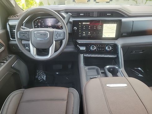 New 2026 GMC Sierra 2500 Denali w/ Denali Reserve Package AWD/4WD image 15