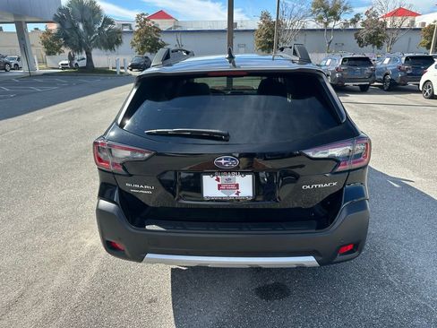 Used 2025 Subaru Outback Limited image 6