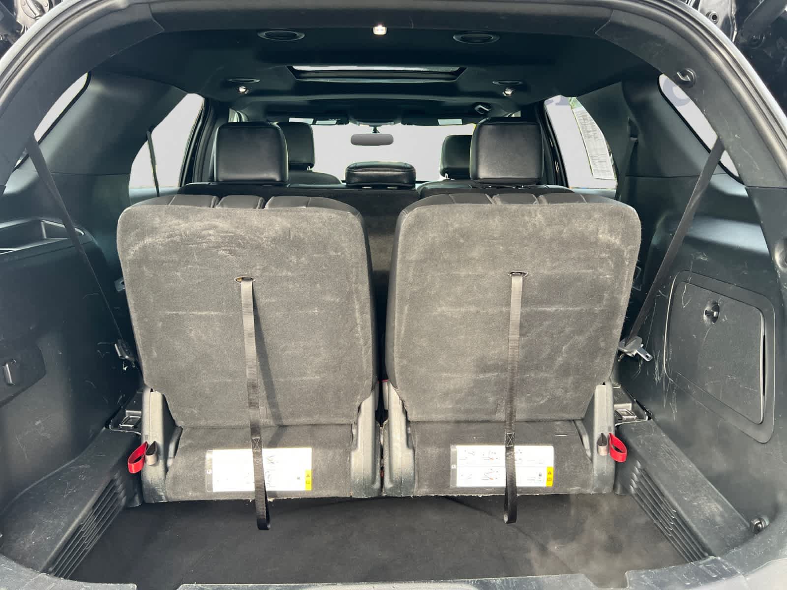 Used 2018 Ford Explorer XLT w/ Equipment Group 202A AWD/4WD image 5