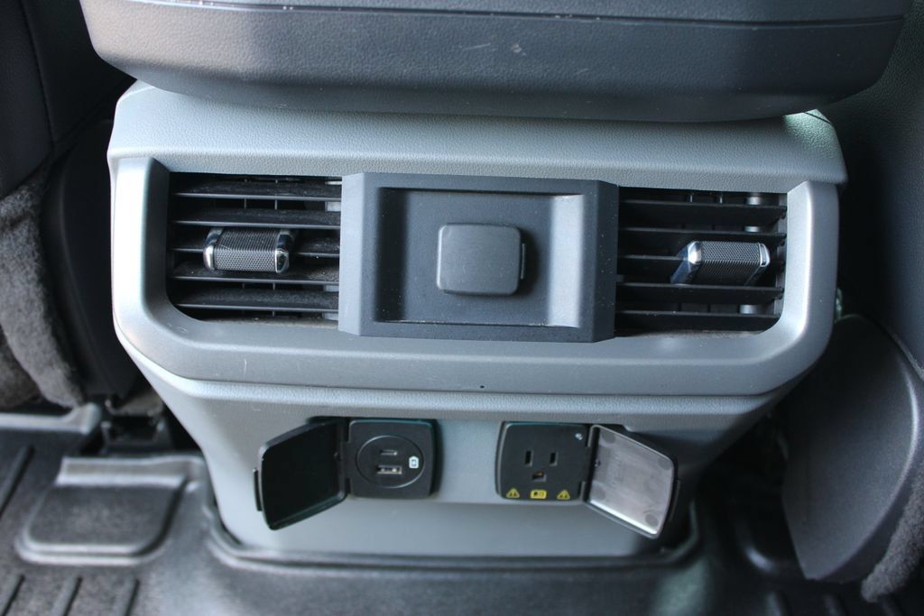 Used 2023 Ford F150 Lariat AWD/4WD image 31