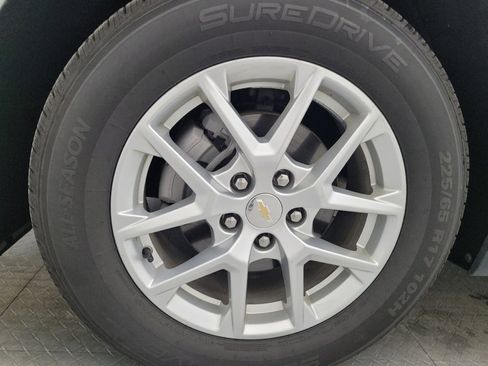 Used 2024 Chevrolet Equinox LT image 31