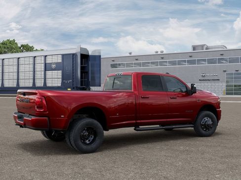 New 2026 RAM 3500 Laramie AWD/4WD image 5