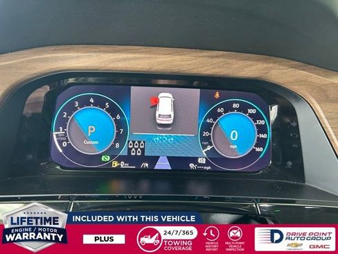 Used 2025 Volkswagen Atlas SE image 20