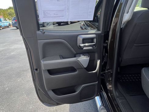 Used 2019 Chevrolet Silverado 1500 LT w/ LPO, Chrome Package AWD/4WD image 33