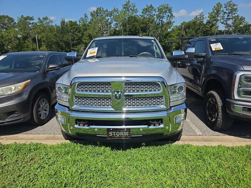 Used 2017 RAM 2500 Laramie AWD/4WD image 2