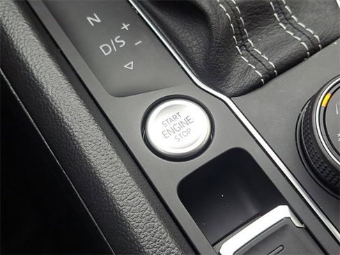 Used 2023 Volkswagen Atlas SEL R-Line image 26