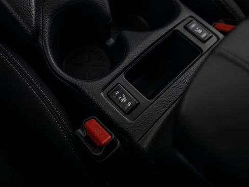 Used 2019 Nissan Rogue SV FWD image 33