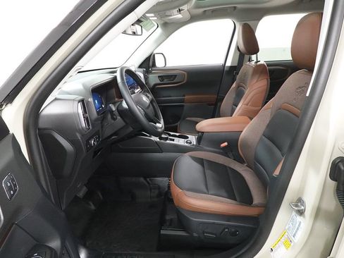 New 2025 Ford Bronco Sport Outer Banks w/ Sasquatch Outer Banks Package AWD/4WD image 24