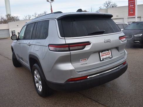 Used 2023 Jeep Grand Cherokee L Limited image 5