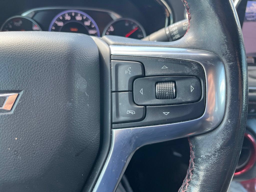 Used 2020 Chevrolet Blazer RS w/ LPO, Cargo Package FWD image 13