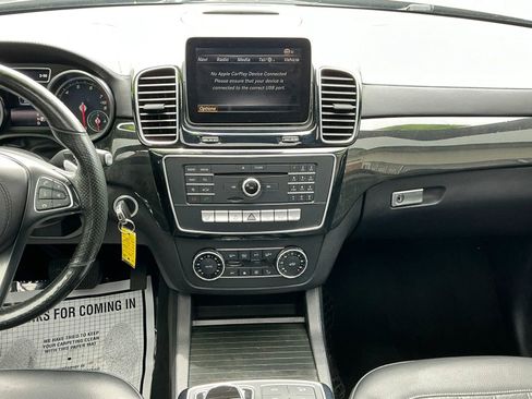 Used 2017 Mercedes-Benz GLS 450 4MATIC image 19