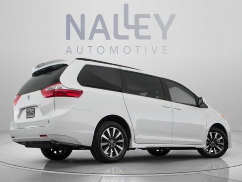 Used 2020 Toyota Sienna LE FWD image 6