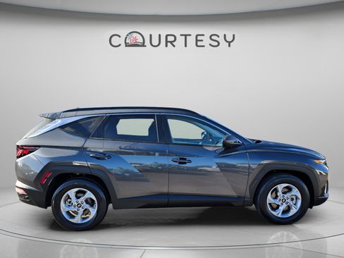 Certified 2024 Hyundai Tucson SEL FWD image 6