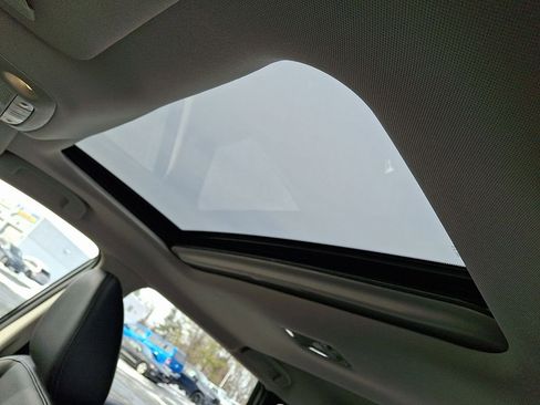 Used 2022 Nissan Rogue Sport SL w/ Premium Package image 15