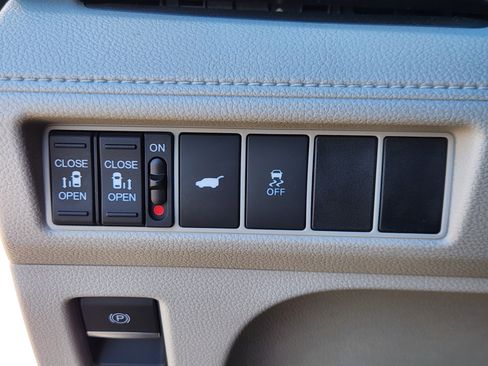 Certified 2025 Honda Odyssey EX-L image 23