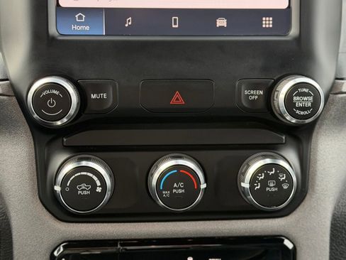 Used 2024 RAM 3500 Tradesman w/ Chrome Appearance Group image 16