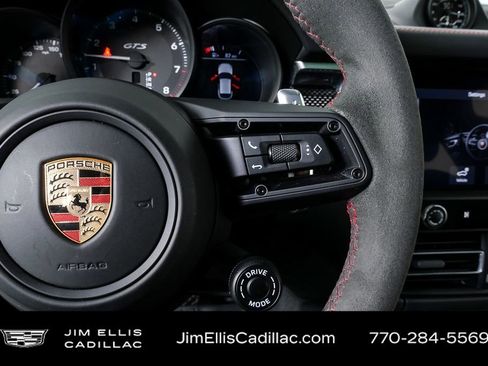 Used 2023 Porsche Macan GTS image 12