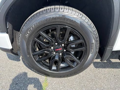 Used 2023 GMC Sierra 1500 Elevation AWD/4WD image 24