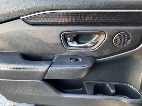 Used 2023 Honda Pilot Elite image 21