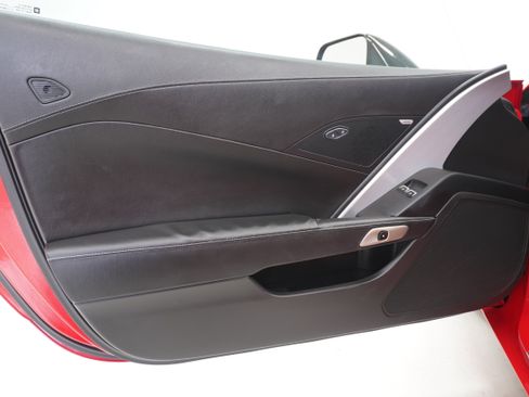 Used 2015 Chevrolet Corvette Stingray Coupe w/ ZF1 Appearance Package RWD image 12