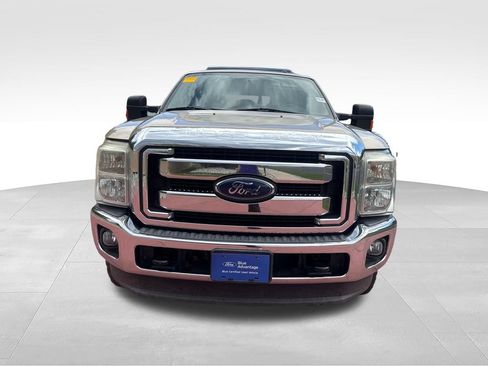 Used 2013 Ford F350 Lariat w/ Lariat Ultimate Pkg AWD/4WD image 2