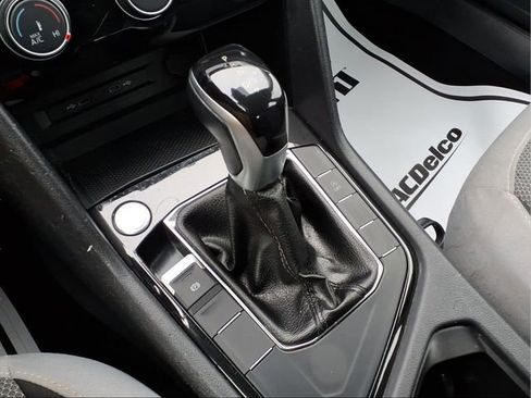 Used 2024 Volkswagen Taos S image 11