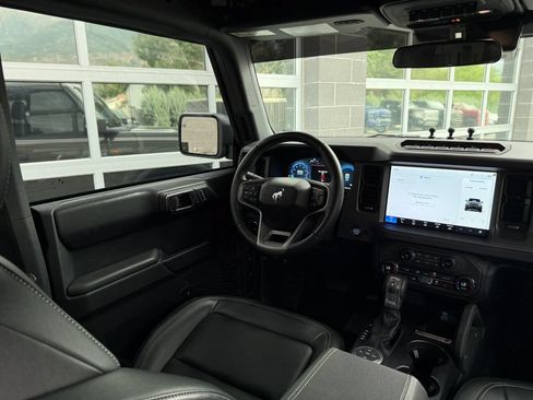 Used 2025 Ford Bronco Badlands AWD/4WD image 42