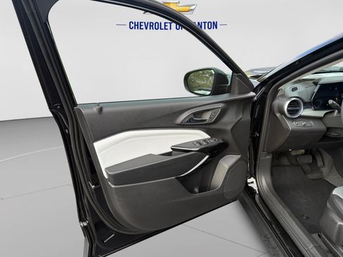 New 2026 Chevrolet Trax LT FWD image 10
