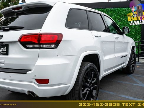 Used 2021 Jeep Grand Cherokee Laredo X AWD/4WD image 7