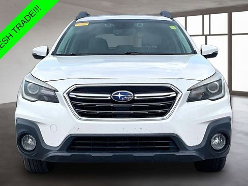 Used 2019 Subaru Outback 2.5i Limited AWD/4WD image 2