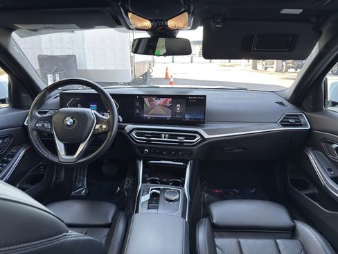 Used 2023 BMW 330i Sedan w/ Driving Assistance Package image 32