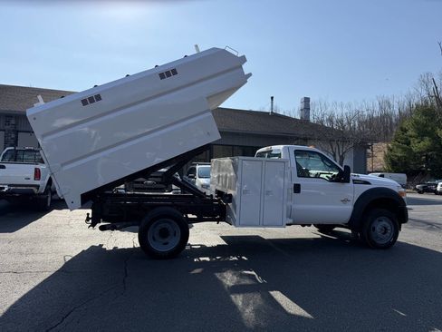 Used 2014 Ford F550 4x4 Regular Cab Super Duty image 10