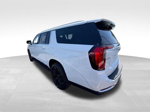 New 2026 GMC Yukon XL Elevation AWD/4WD image 6