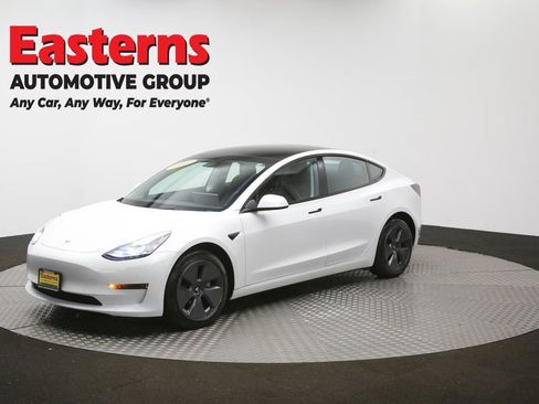 Used 2022 Tesla Model 3 Standard Range image 51