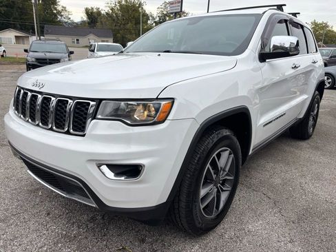 Used 2019 Jeep Grand Cherokee Limited AWD/4WD image 7