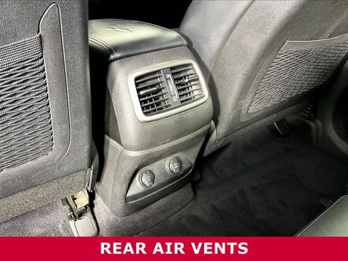 Used 2016 Kia Sorento EX FWD image 10