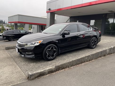 Used 2016 Honda Accord EX-L image 4
