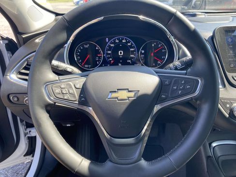 Used 2024 Chevrolet Malibu LT FWD image 18