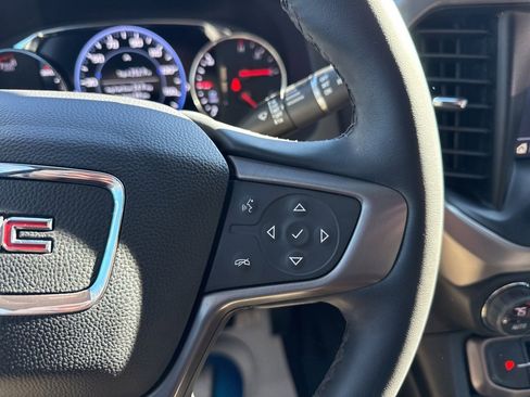 Used 2023 GMC Acadia AT4 w/ Technology Package image 26