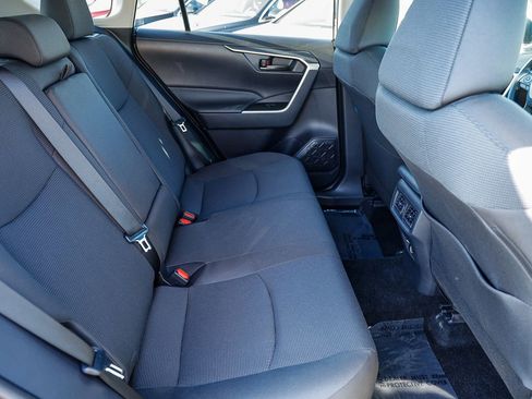 Used 2025 Toyota RAV4 LE FWD image 17