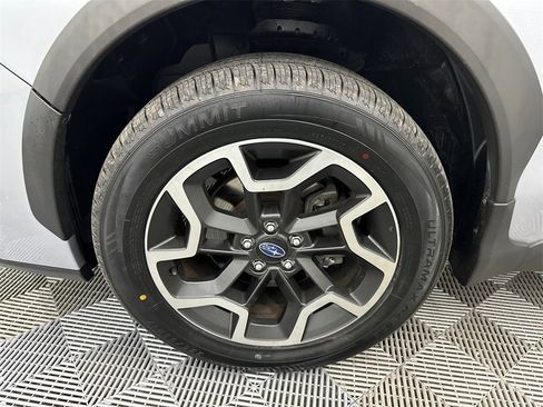Used 2016 Subaru Crosstrek 2.0i Limited image 11