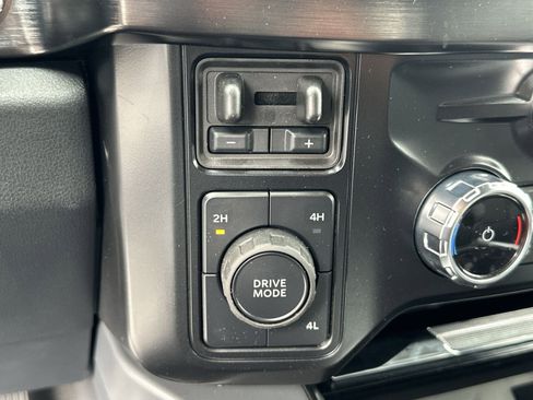 New 2025 Ford F350 Lariat w/ Lariat Ultimate Package image 30